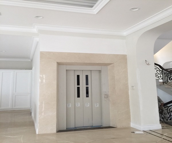 tính năng thang máy gia đình Hitachi SVC