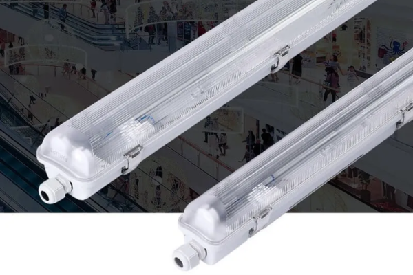 đèn chống thấm