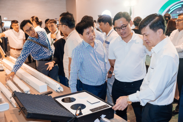 Sự kiện ra mắt Ecoset & Giải pháp chiếu sáng nhà máy - Văn phòng tại Hồ Chí Minh